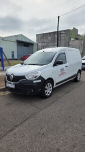 RENAULT KANGOO FURGÓN AÑO 2022