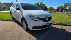 RENAULT LOGAN AÑO 2014